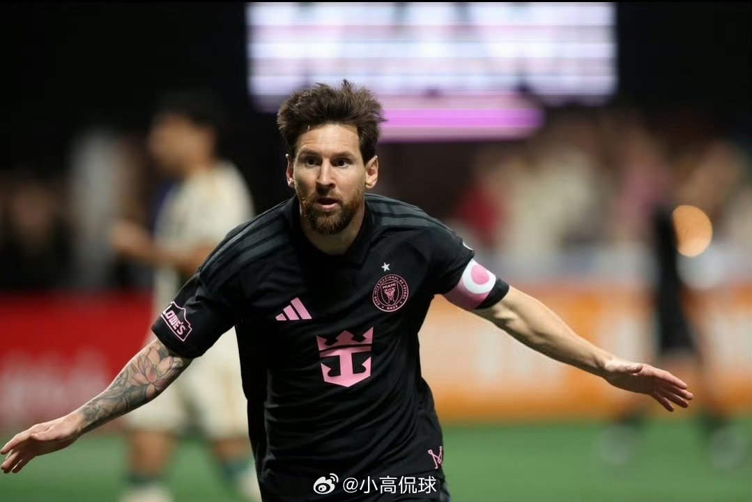 梅西梅开二度4分钟连入两球！梅西梅开二度，迈阿密国际3-1拿下对手，梅苏连线再度