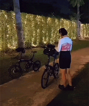 开心的丧失理智了