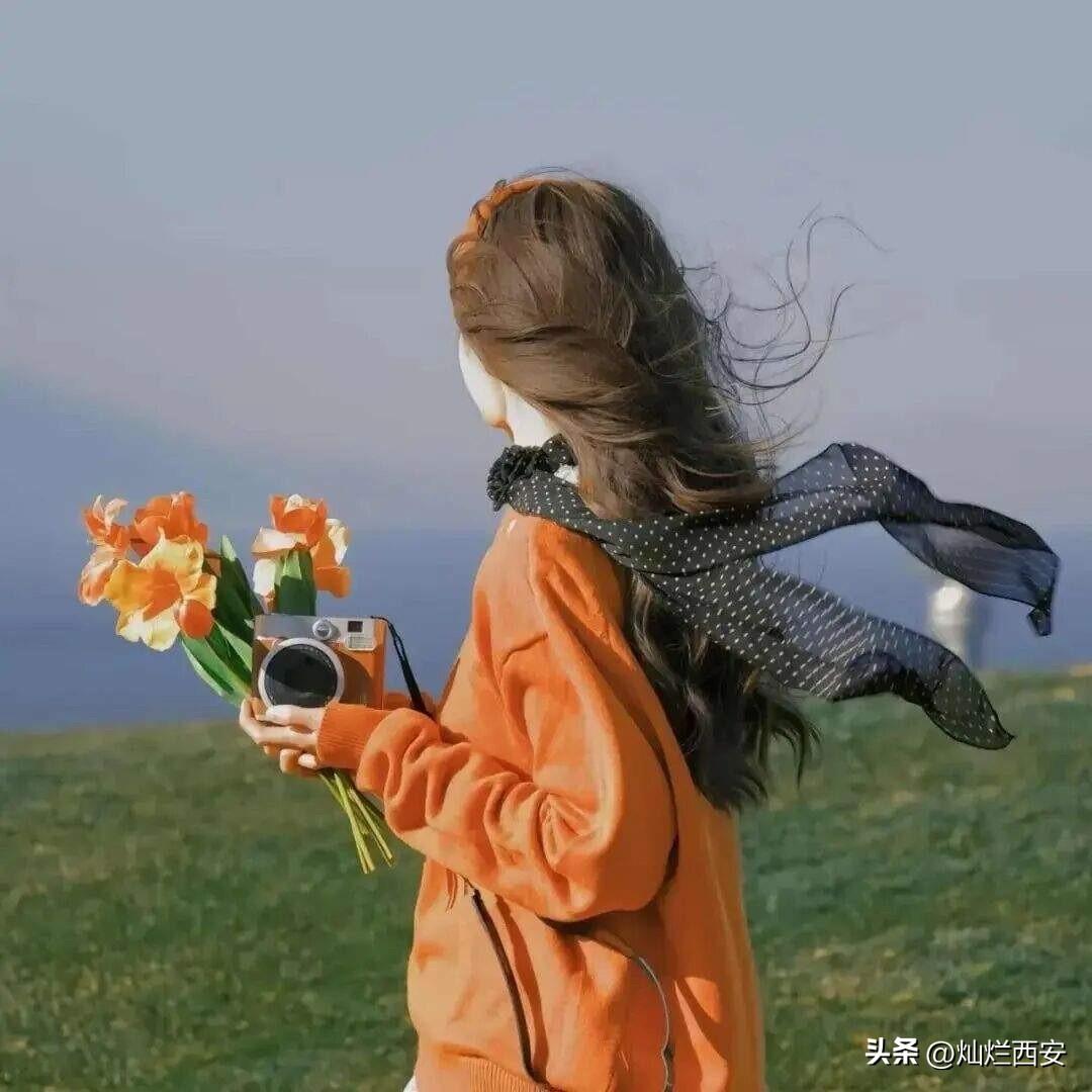 做好以下四点，
百分百提升自己。
第一：提升认知
收获，
是对认知的补偿。

第