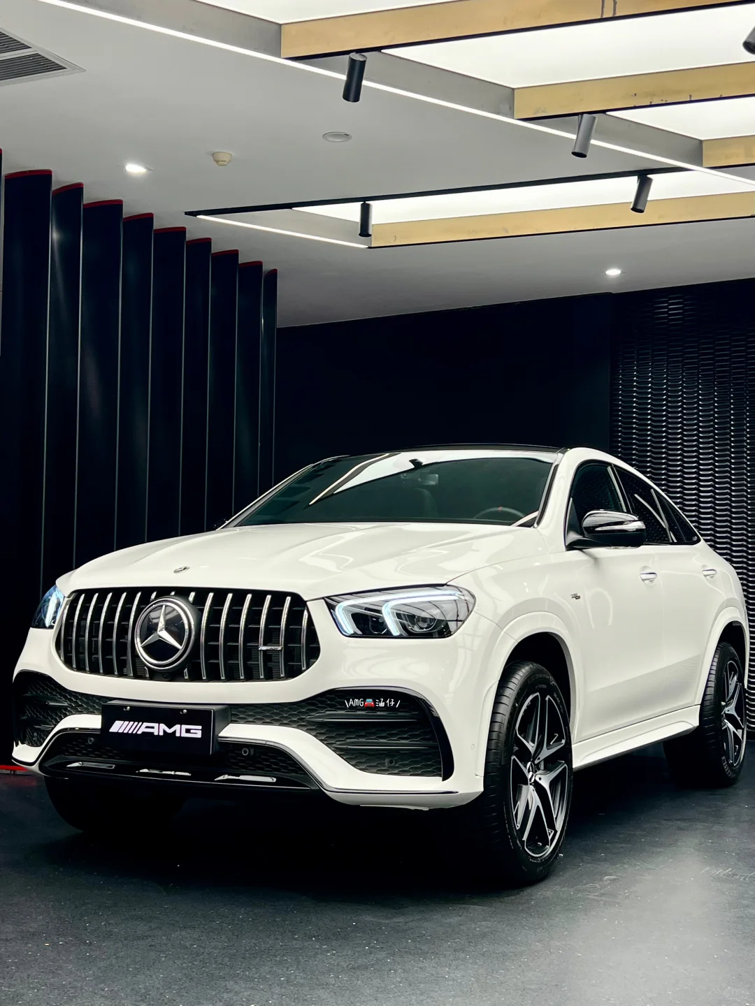 落地80个的AMG GLE53轿跑