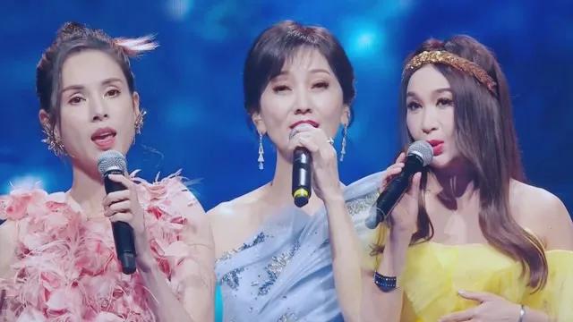 你觉得，她们几个谁才是真正的“不老女神”呢？

不老女神组合！感觉她们每个人都保