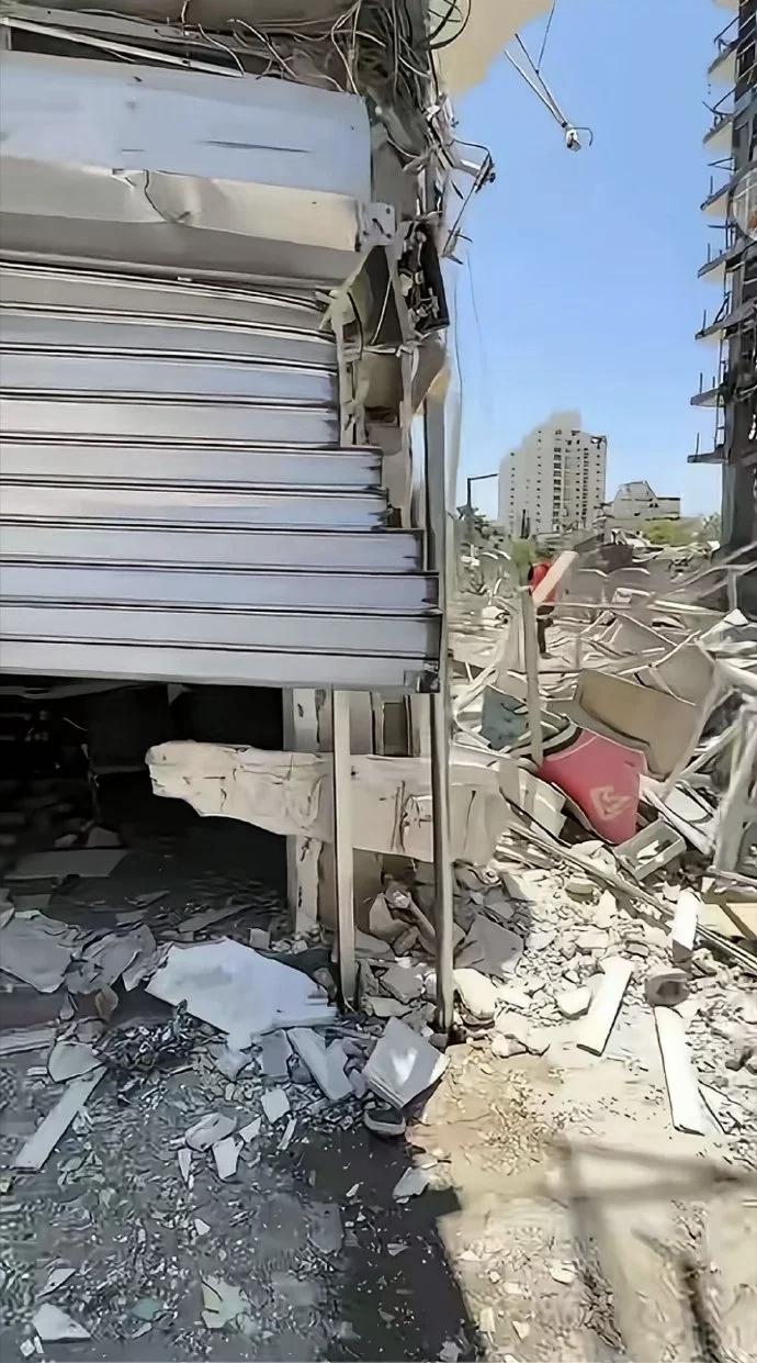 3月9日，社交网站公布了一组以色列被伊朗炸的照片，只是一极少部分。