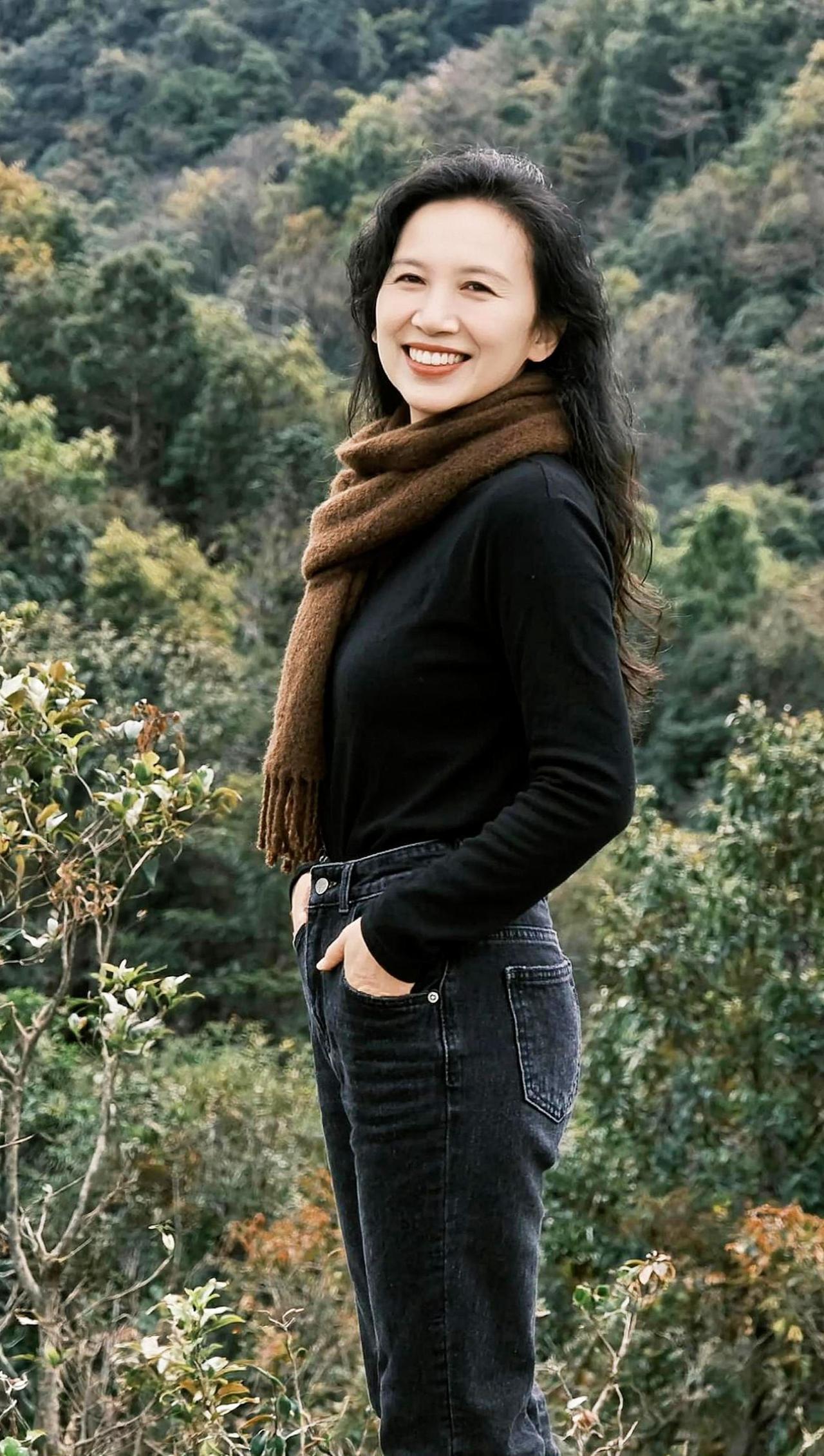 这山林里是不是藏着什么武林秘籍，不然为啥我一进去就感觉自己要飞升了？trees都