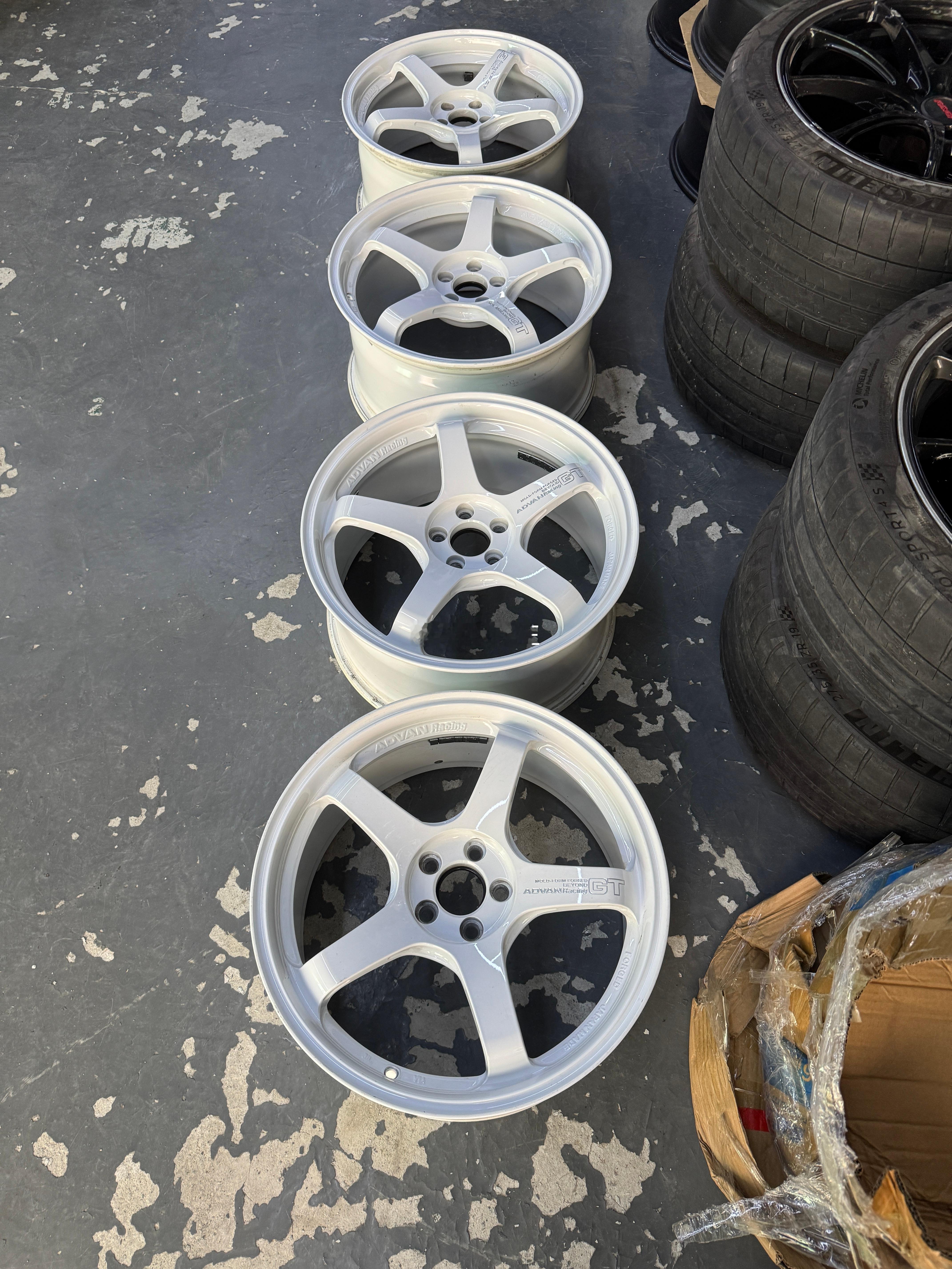 代友出几套轮毂 ，有合适的老铁联系我 1️⃣单片定制锻造 硬速 inspeed 