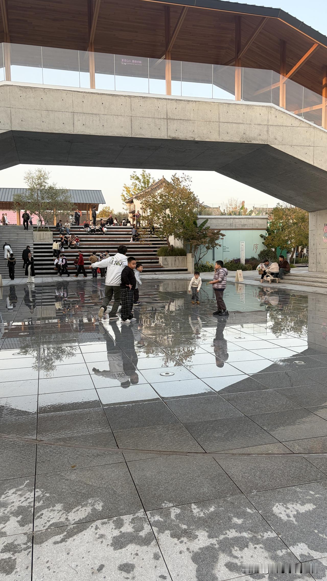 这个时节，天气又突然变好了，正常吗？

天气温度不断变化，也是疾病的高发期，各位