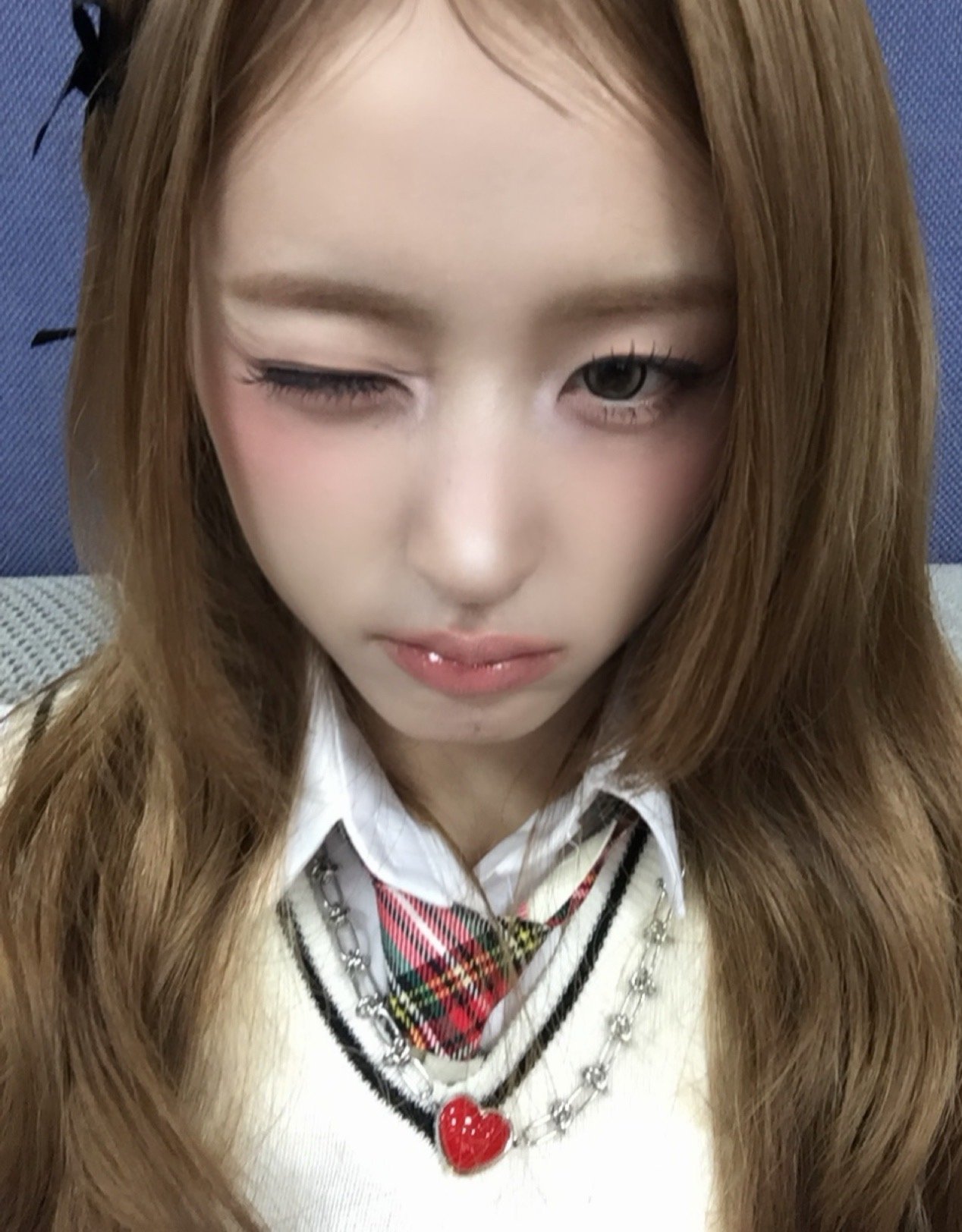 柳尹  🦋柳尹 语言天才 wink 