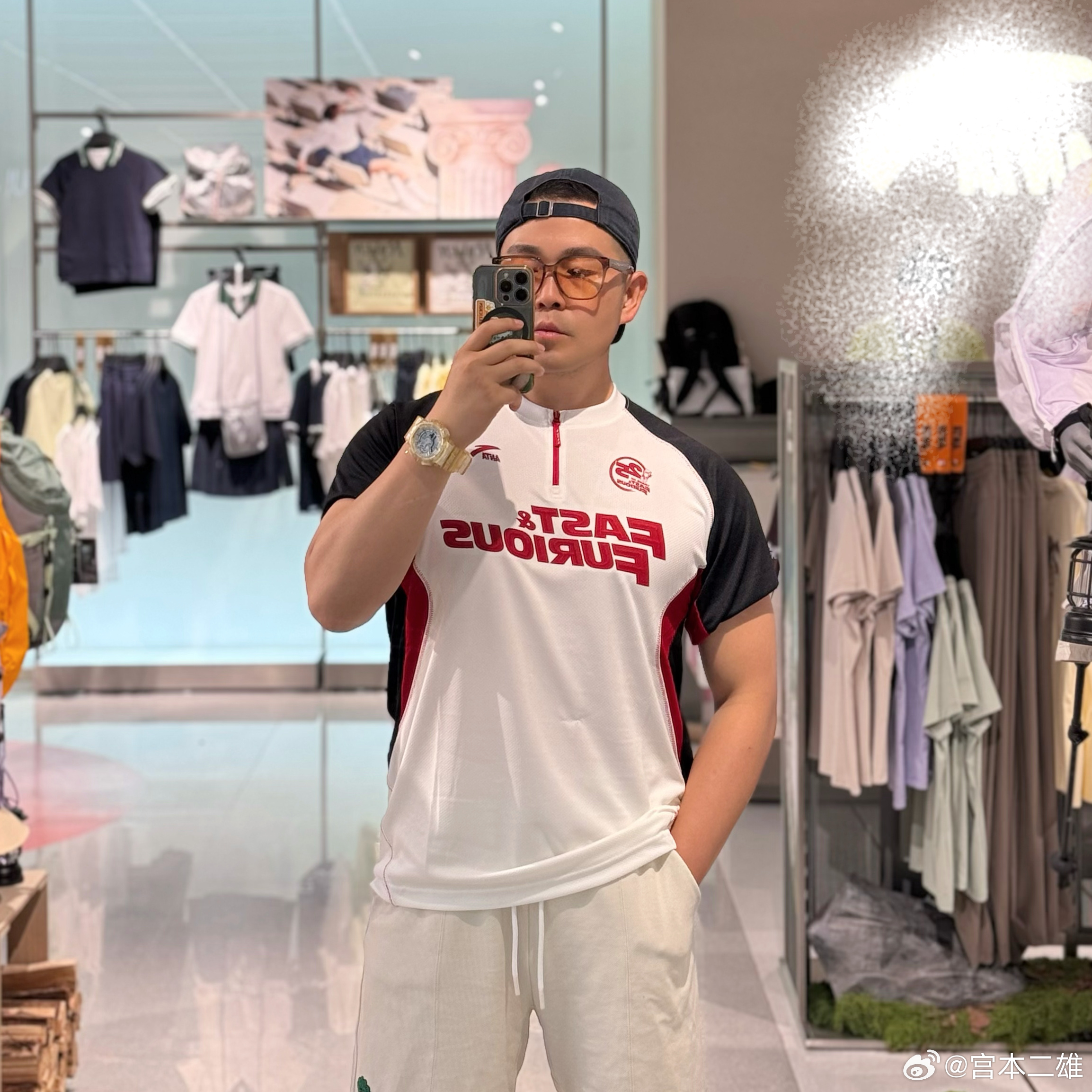 小声逼逼。 