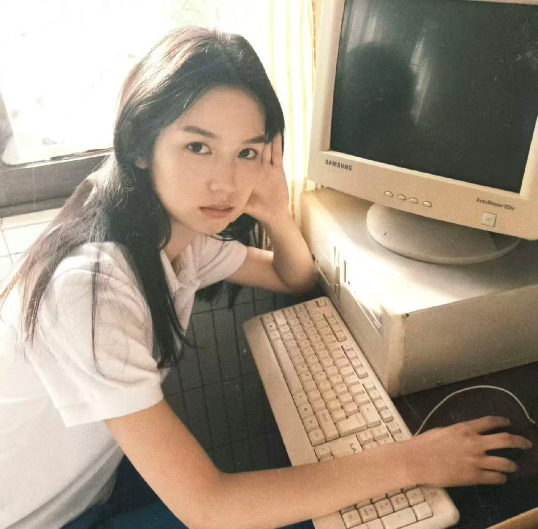 周也qq头像周也古早头像周也这组照片好像小时候会用的QQ头像 