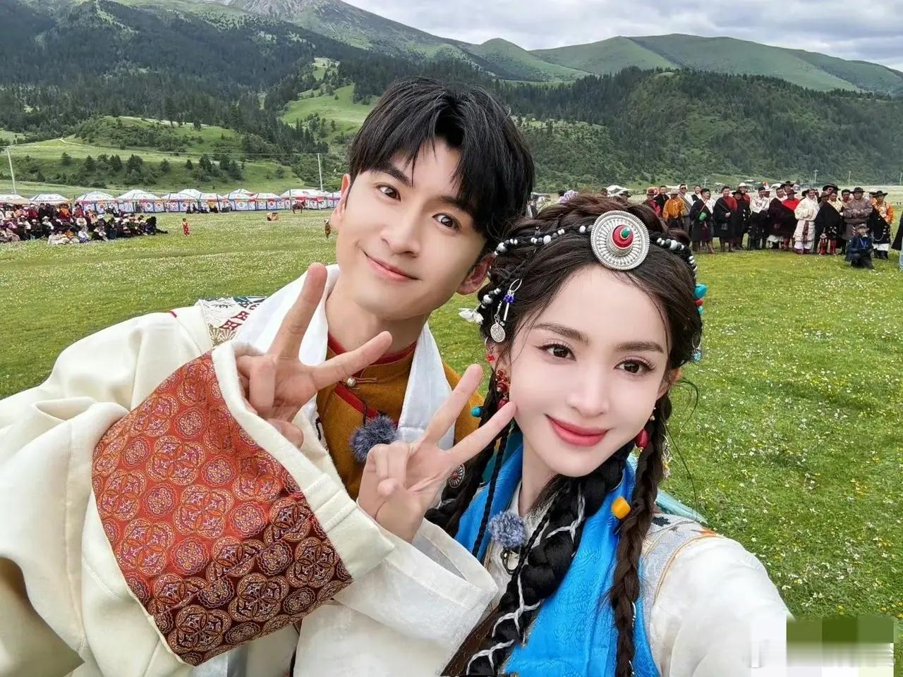 记得娜扎上一任是张翰，这次是张云龙挺不错的，没有什么绯闻人还长得挺帅的。 