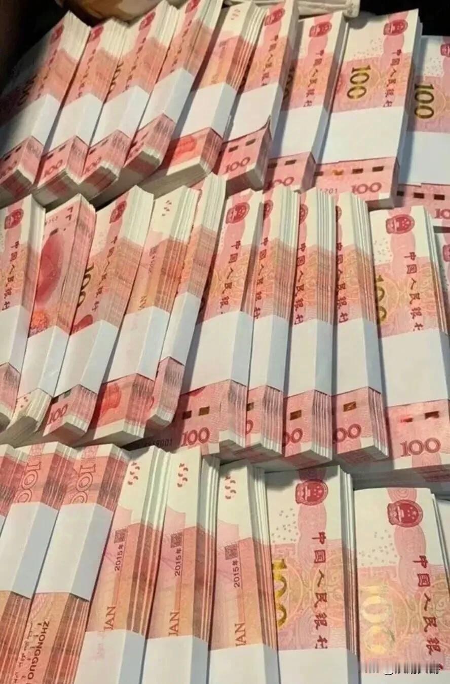 为啥各大银行，平台都想贷款给你？
我每天都接到放贷的电话，信息，张嘴就是不用审核