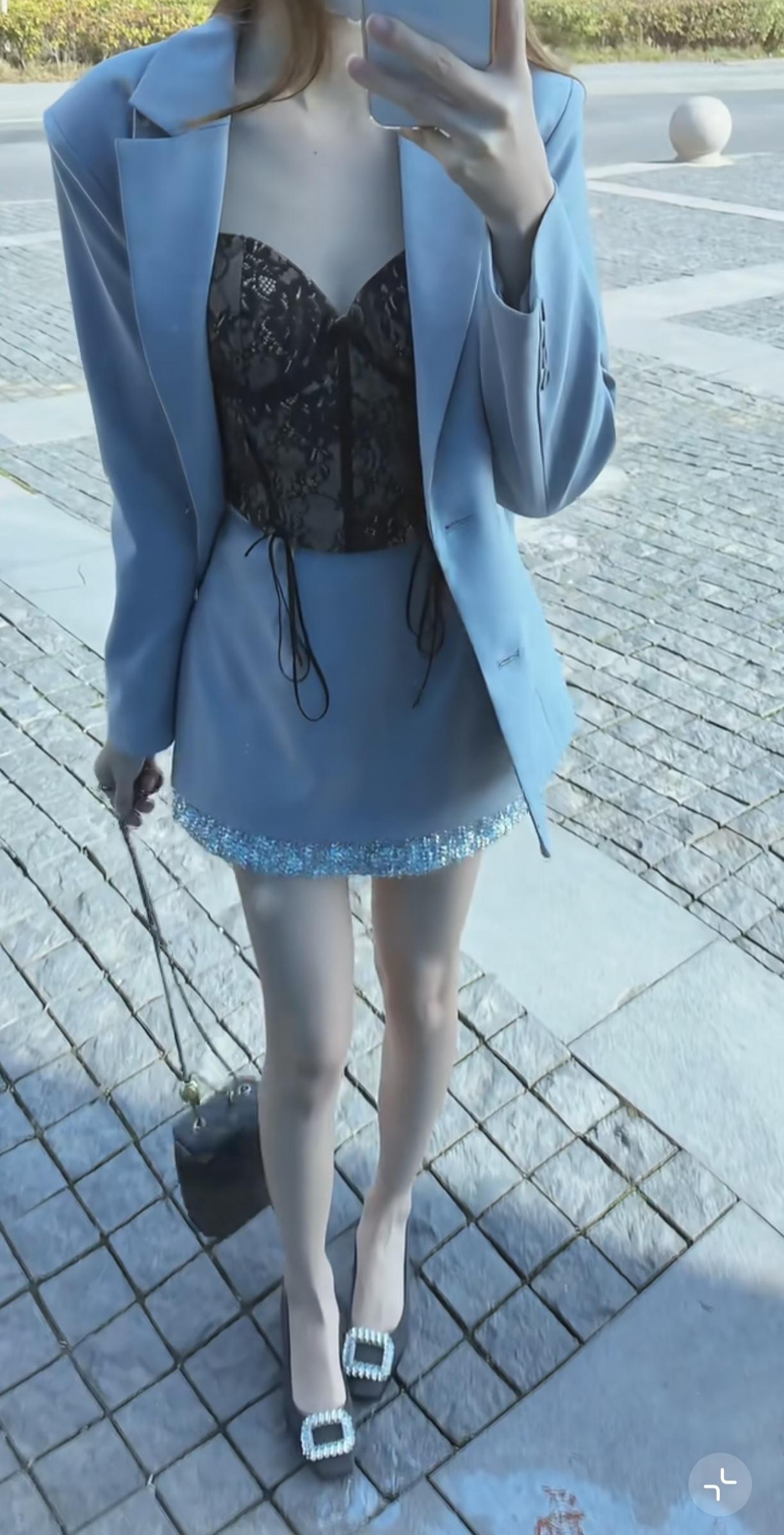 你能想象 这姑娘是一个小富婆，还是特别爱给男人花钱的那种[笑哭][笑哭]