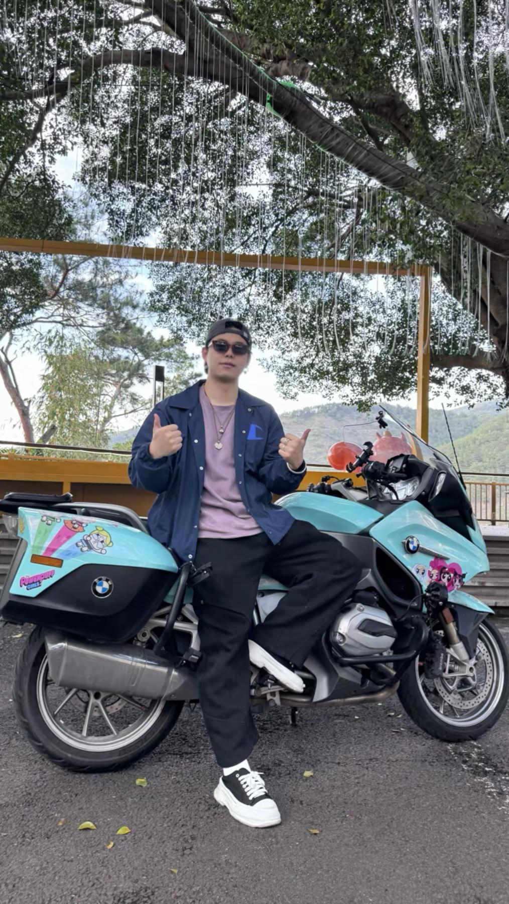 诋毁和谩骂本质就是嫉妒你的成功我不会被你打倒 因为你不配