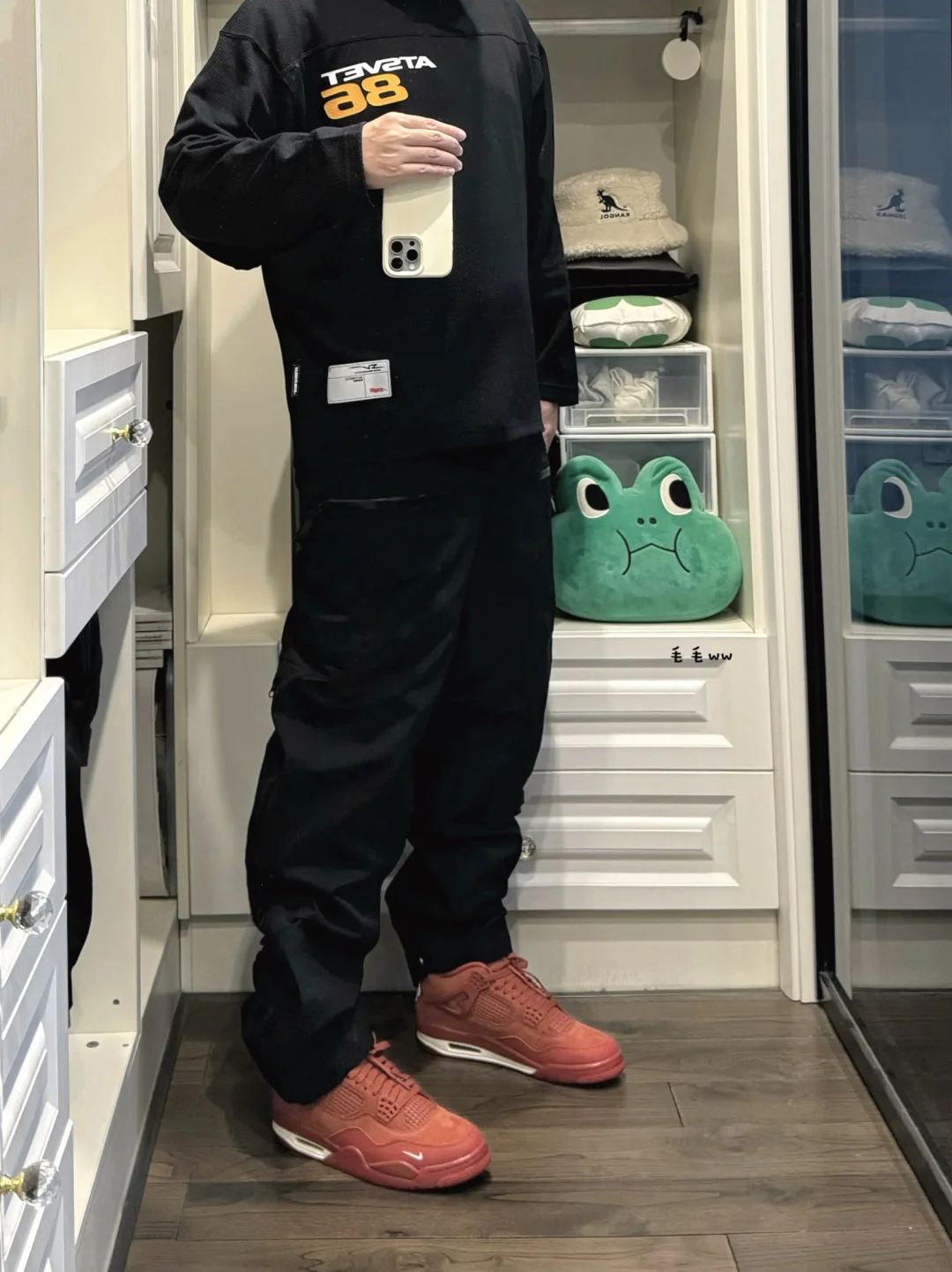 全黑色系｜冲锋裤穿搭