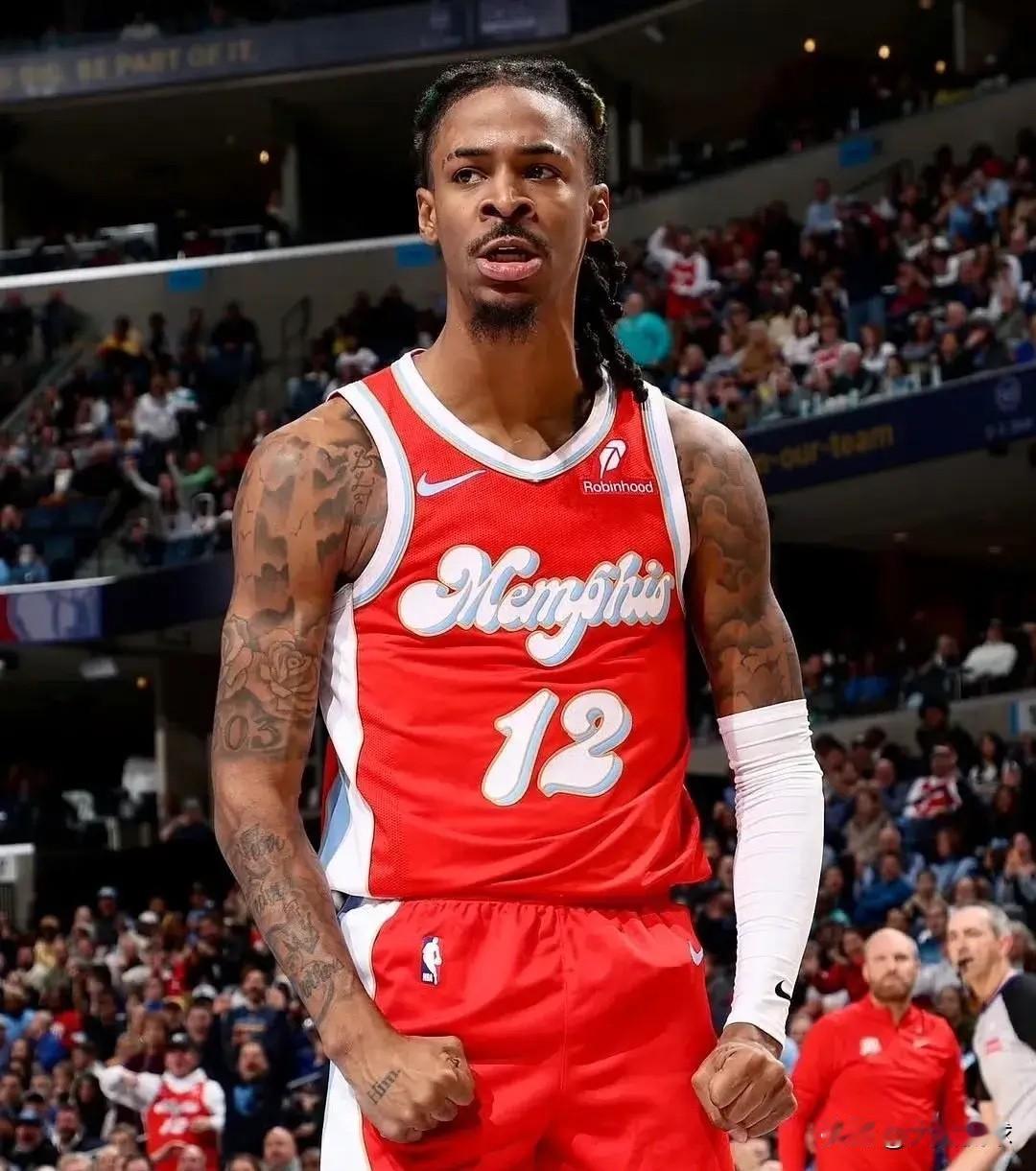 莫兰特可能来火箭的几个理由:

（市场层面）

1.莫兰特现在交易价值最低谷且降