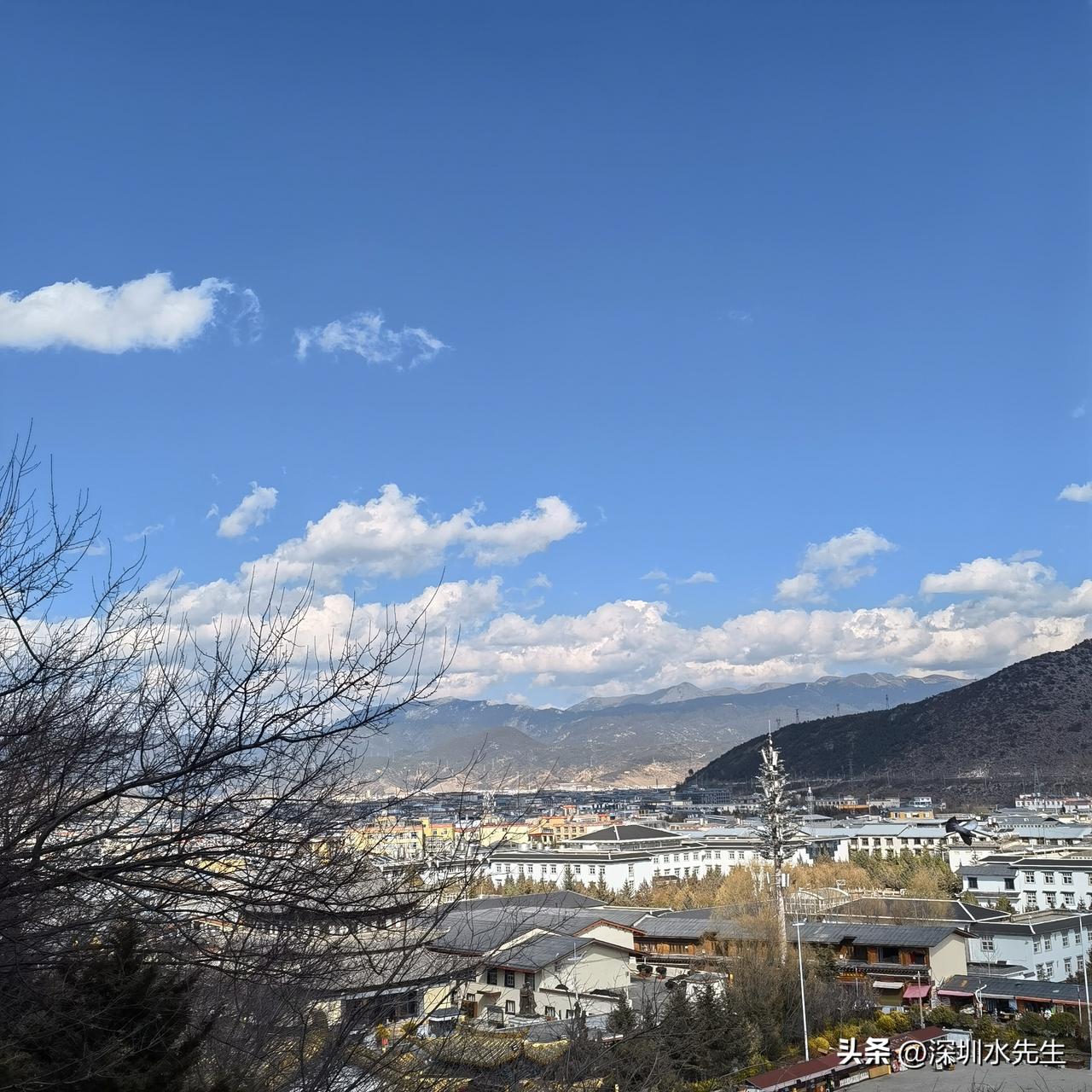 别只教孩子读书！10岁以后，一定要培养商业思维和社会思维！
 
很多家长只盯着孩