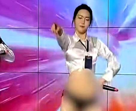一场舞台表演，真要靠“露得多”才能出圈吗？
韩国娱乐圈这几年不少舞台一上高清镜头