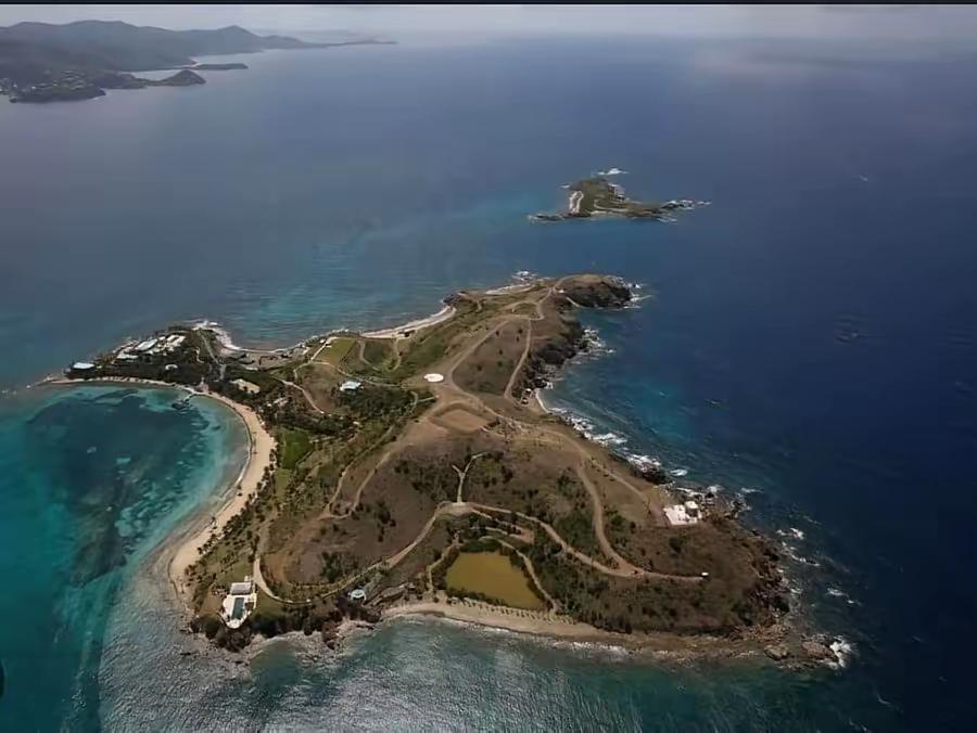 爱泼斯坦的那个岛跟美国尼克儿童频道的标志很像对不对？

不知道大家怎么想，反正当