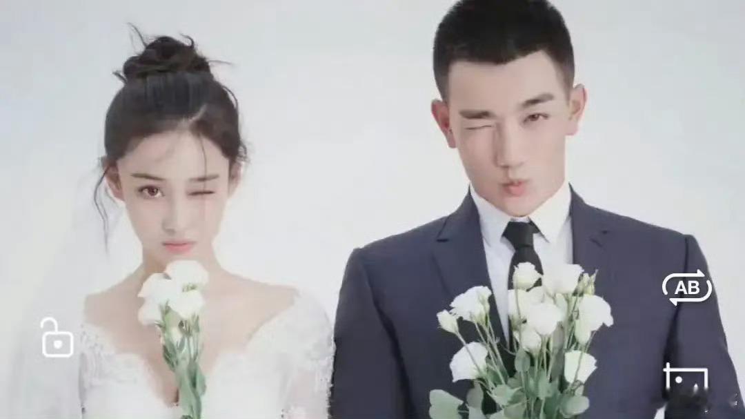 张馨予晒求婚视频 六年前的今天，何捷单膝跪地送上钻戒，张馨予感动落泪，幸福瞬间定