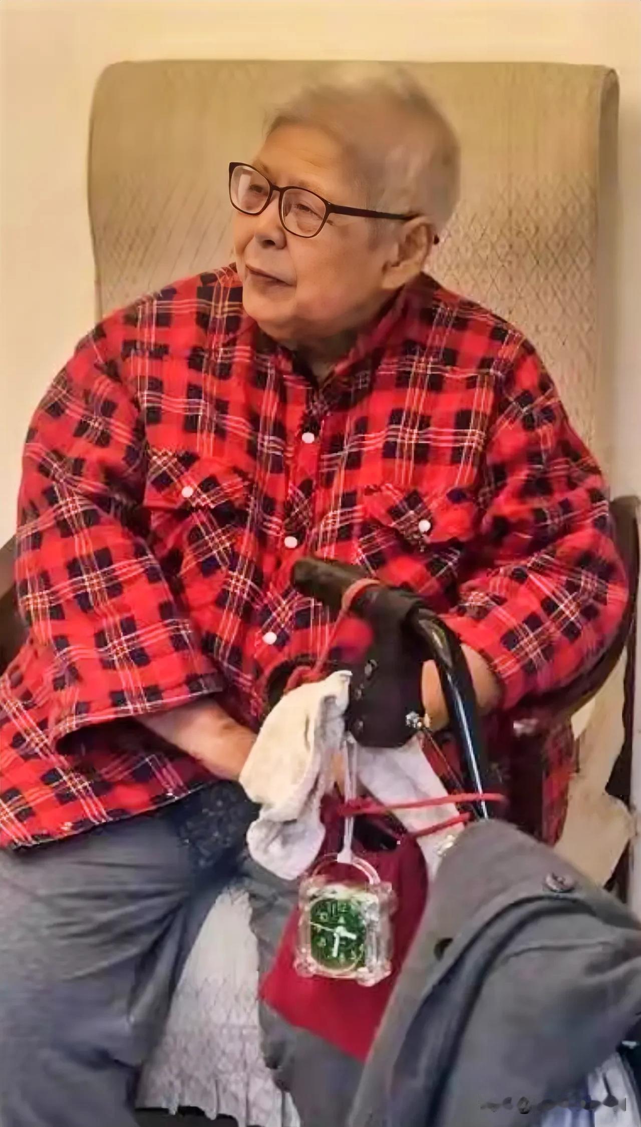 天妒英才！原机械部二局副局长、叶剑英长女、96岁叶楚梅在北京逝世。革命的一生，奋