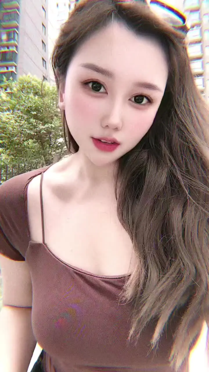 这辈子唯一遗憾的就是亲不到自己的脸
