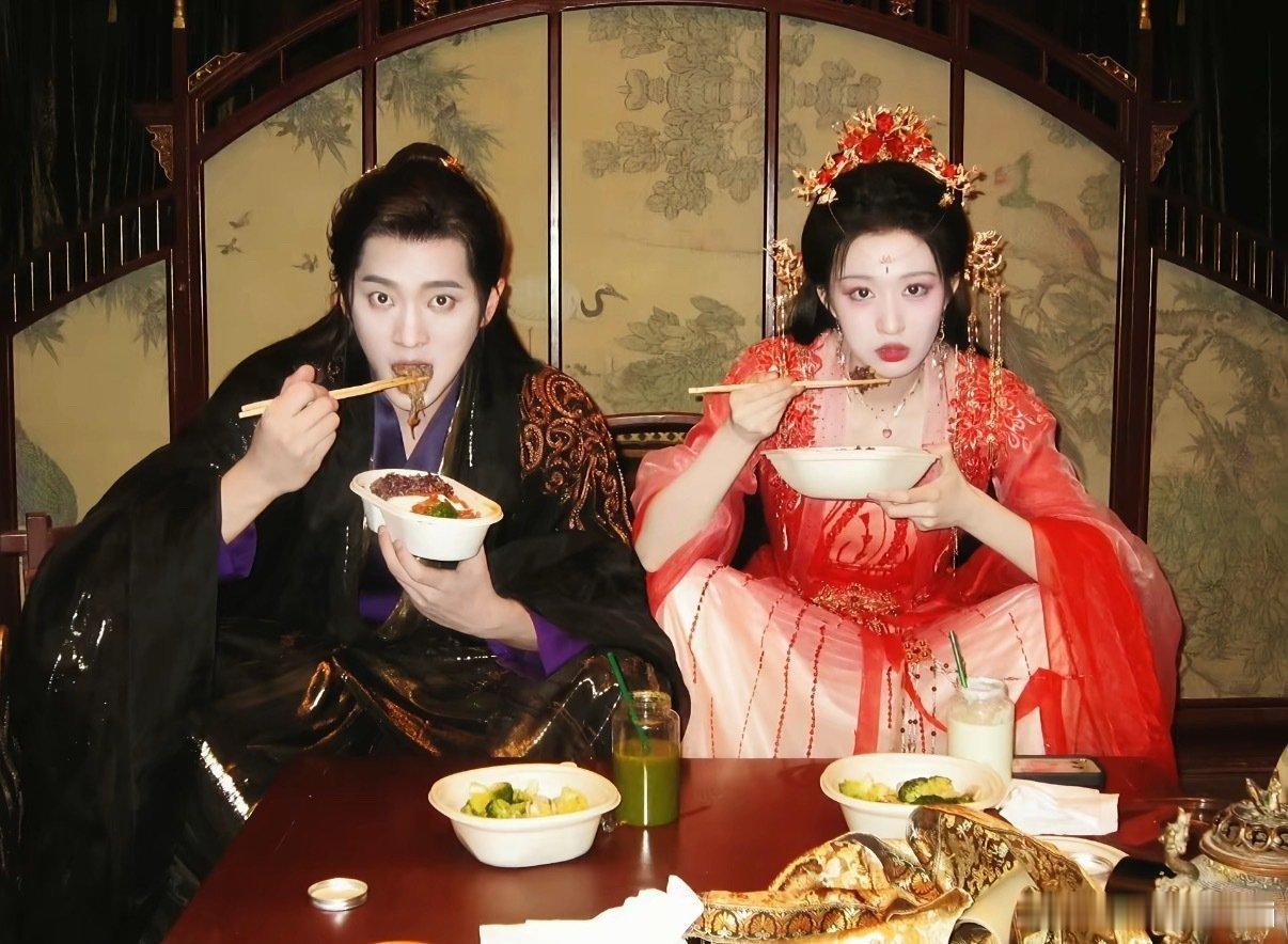 成何体统大结局当NPC不再只是NPC，他们也有自己的笑泪悲喜，纸片正在疯狂长出血