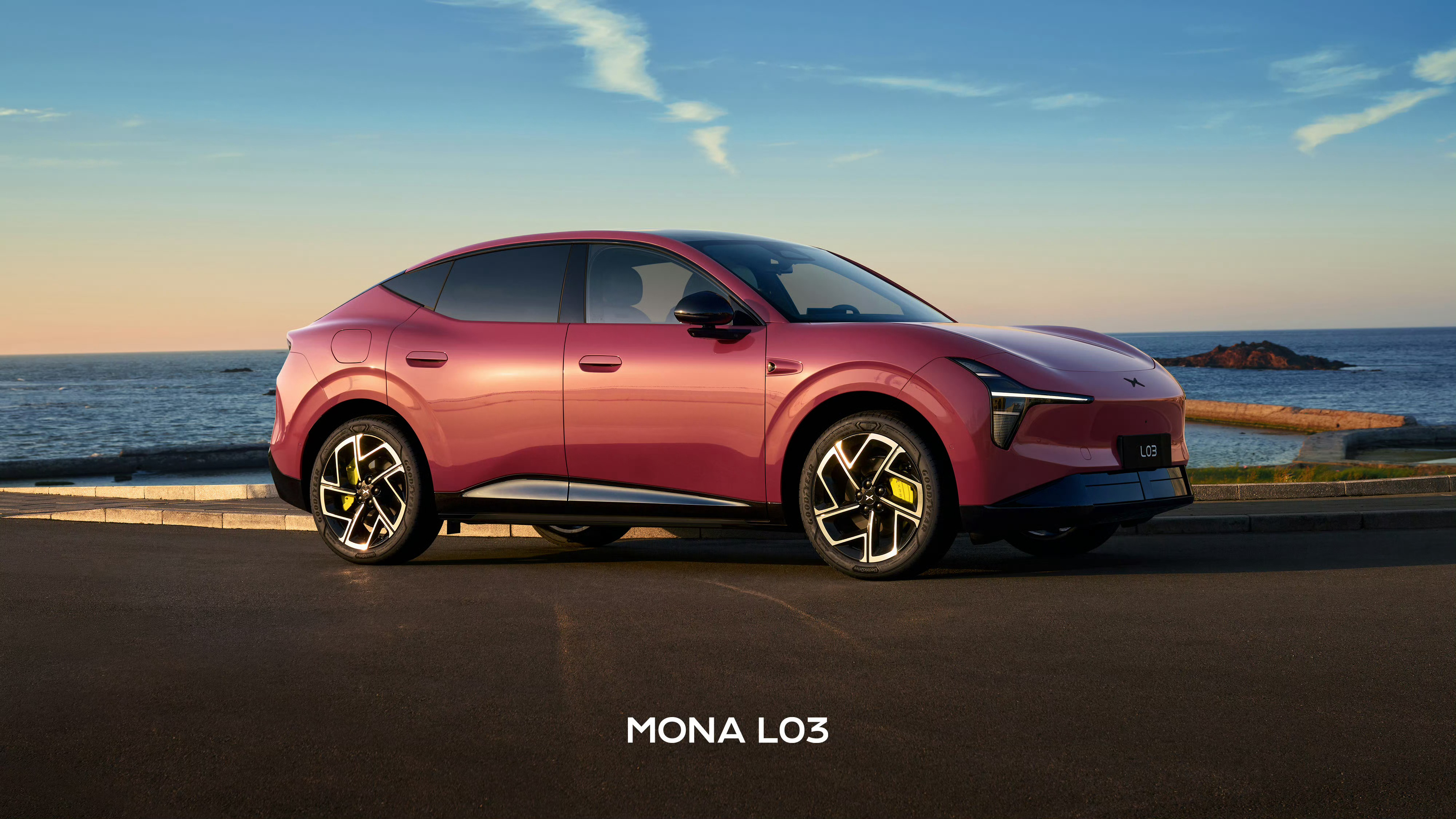 小鹏MONA L03车长4650mm，但轴距做到了2850mm，轴长比超过0.6