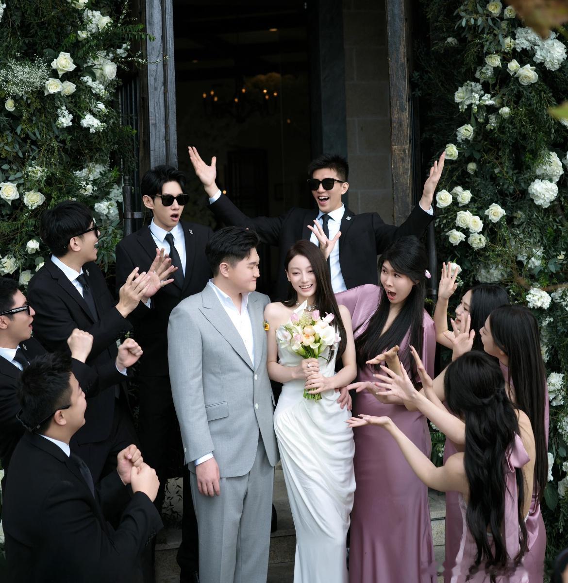 张百乔老婆整容网友说眼睛，鼻子，嘴巴好像都和以前不一样了，没有以前好看。小雪回应