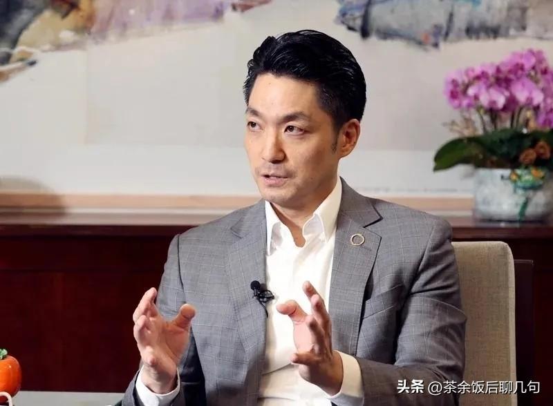 真的挺想问一句蒋万安。
 
明明根脉完完全全在大陆，偏偏每次受访，话术都让人特别