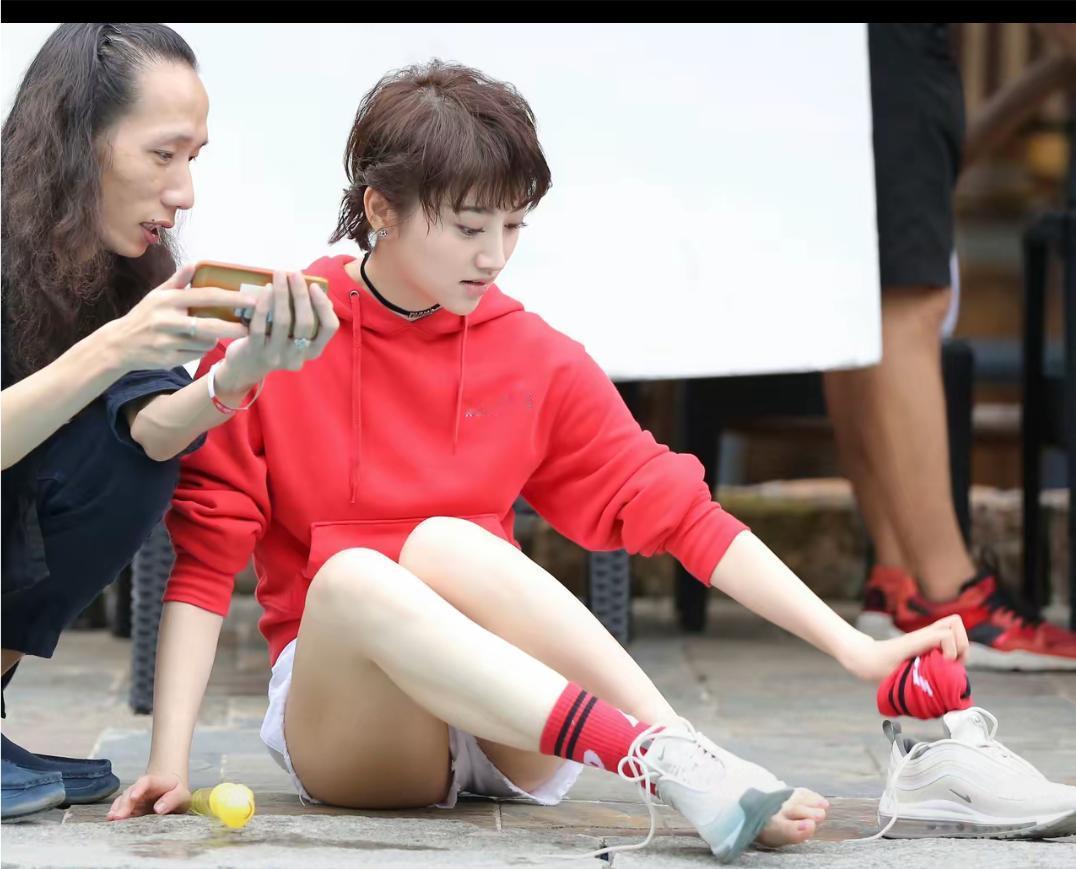 景甜这皮肤让人羡慕。