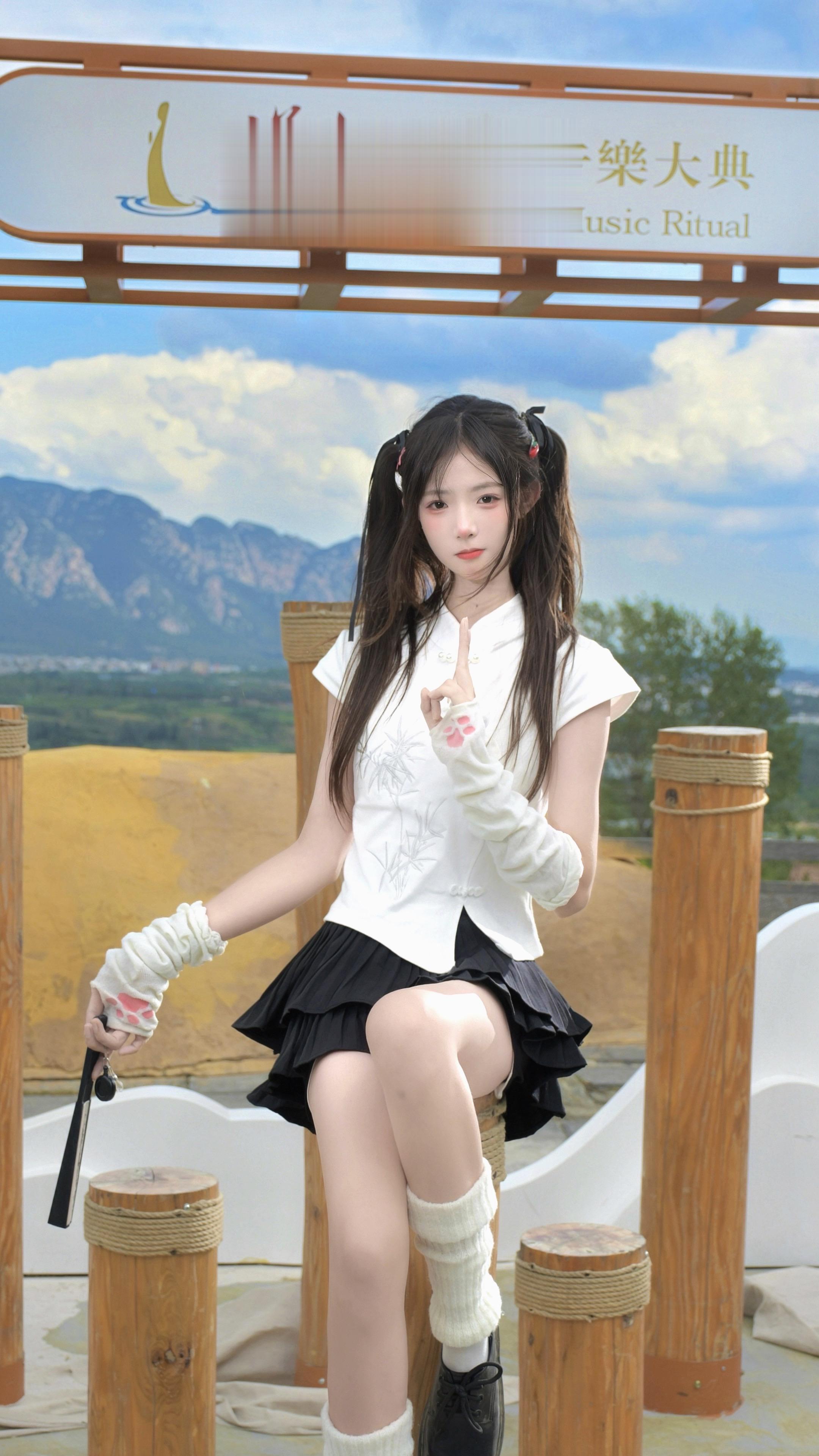 同是风华正茂 怎愿甘拜下风 三伏苦练只为演出更震撼