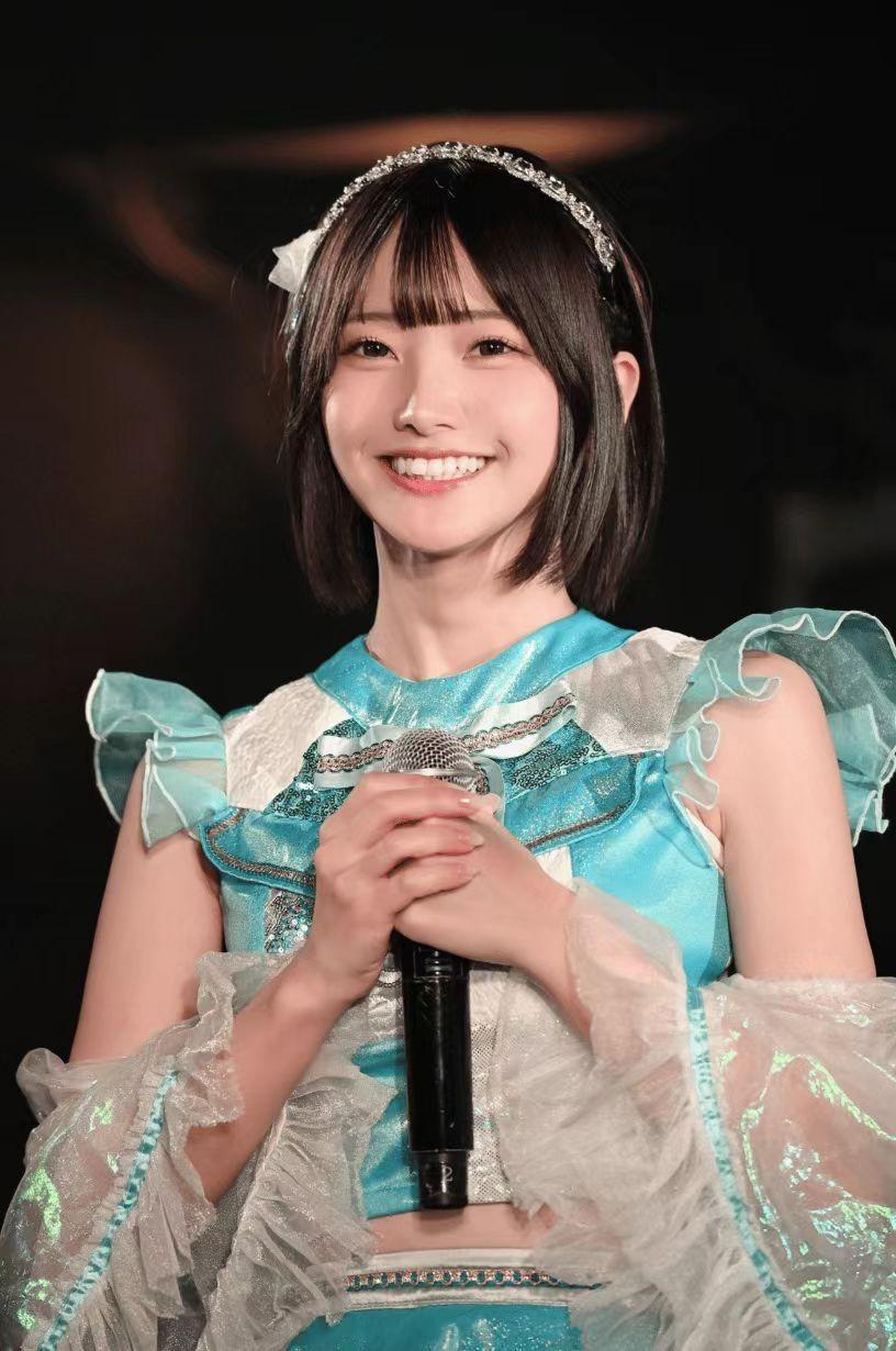 22岁日本女偶像，因长得像新垣结衣意外走红，网友盛赞：比AI还美