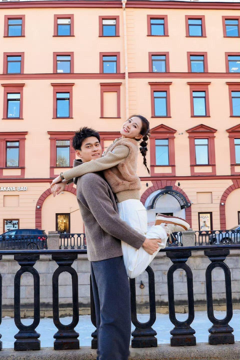 孙杨让张豆豆不要一直怼他张豆豆给孙杨道歉 孙杨委屈巴巴说“不要一直怼我”，张豆豆