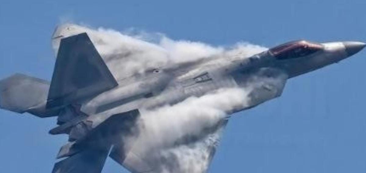 美军一直搞不明白，为啥自己的主力战机F-35刚从日本基地起飞，飞行不到200公里