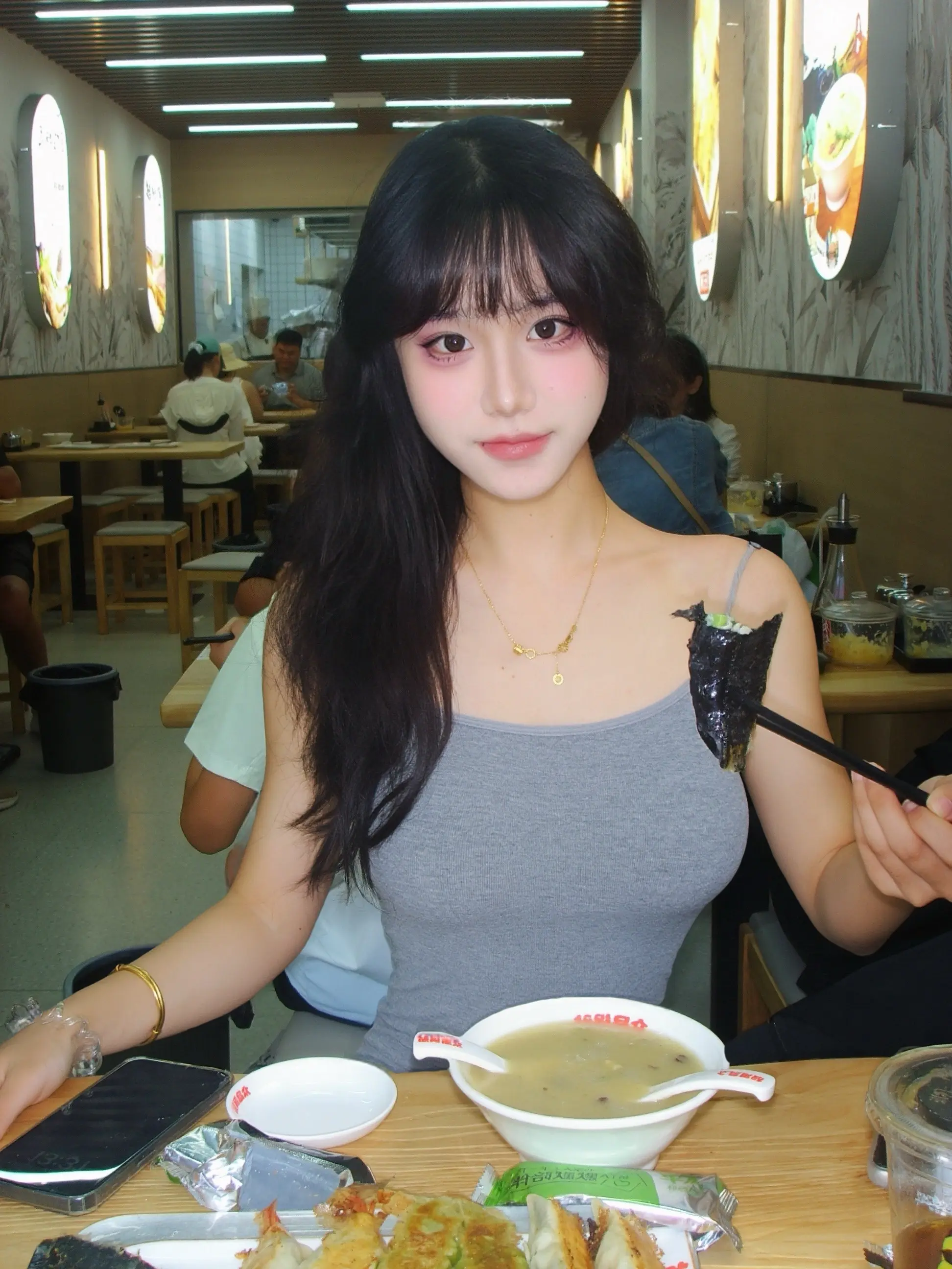 宝宝一起吃成大胃袋吧。