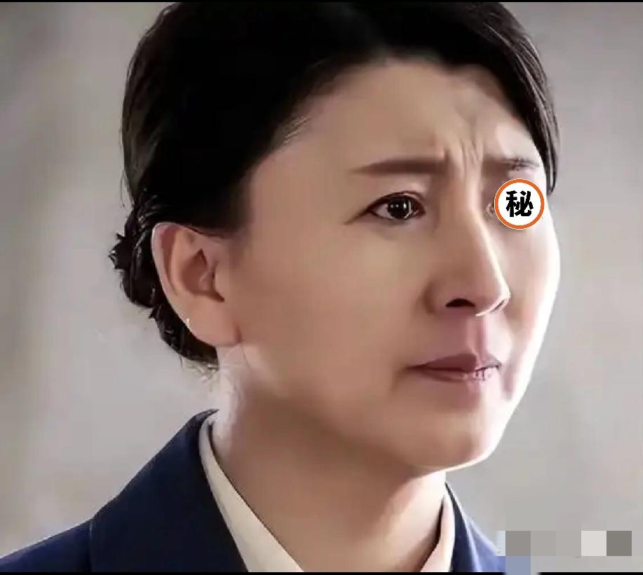 这回她摊上大事了
这件事比哭穷，讥讽网民酸黄瓜，儿子上新疆班都要严重，搞不好要进