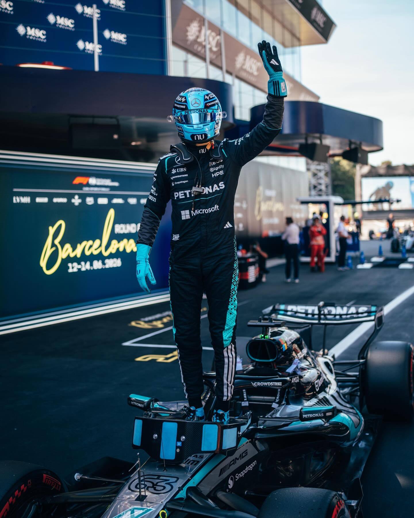 officialgr63更新一则👇🏻POLE BABYYY!!!! 🇪🇸