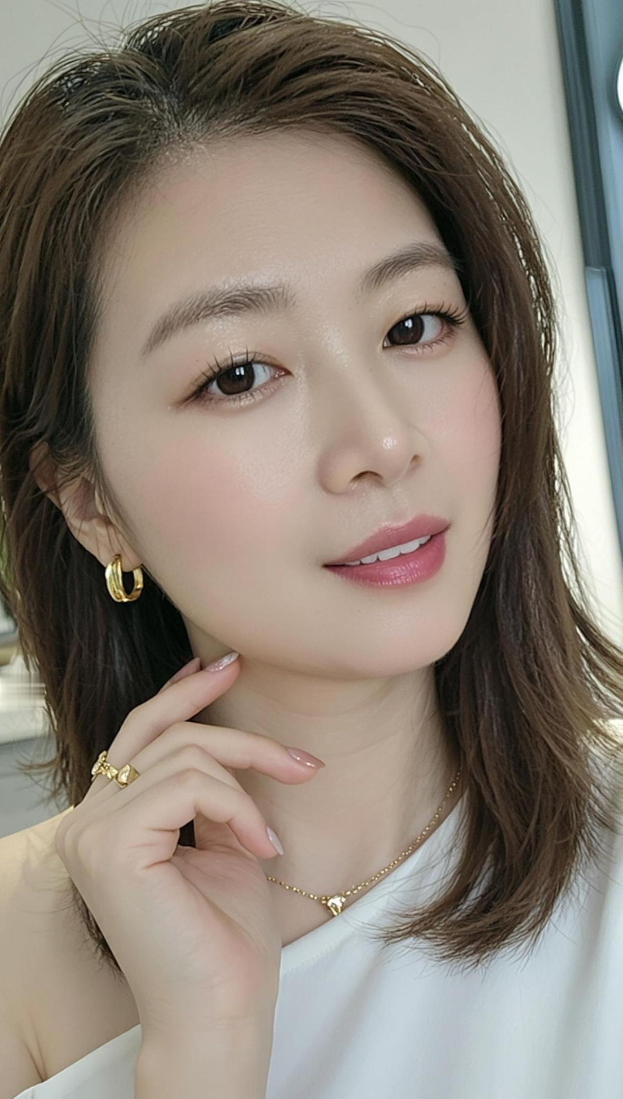 AI清透自拍 随拍美女穿搭上热门