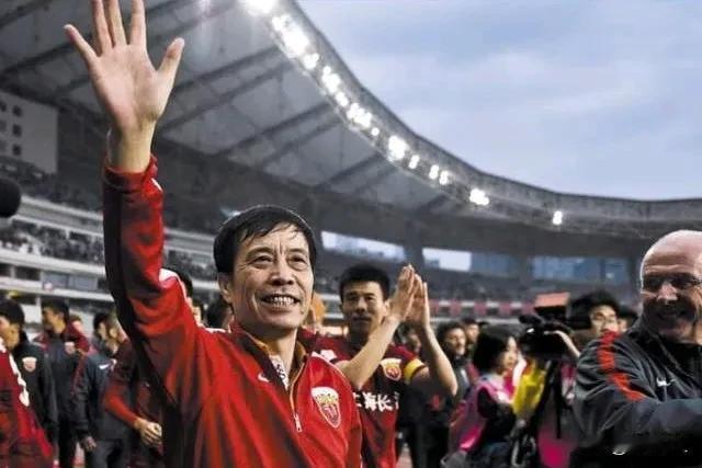 揭伤疤，豪门崛起之路？随着前上海海港掌舵人陈码头一审被判无期，曾经鲜为人知的一些