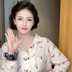 微博之夜安排如下：女神负责左边👈鹿毛负责右边👉白鹿·白鹿微博之夜