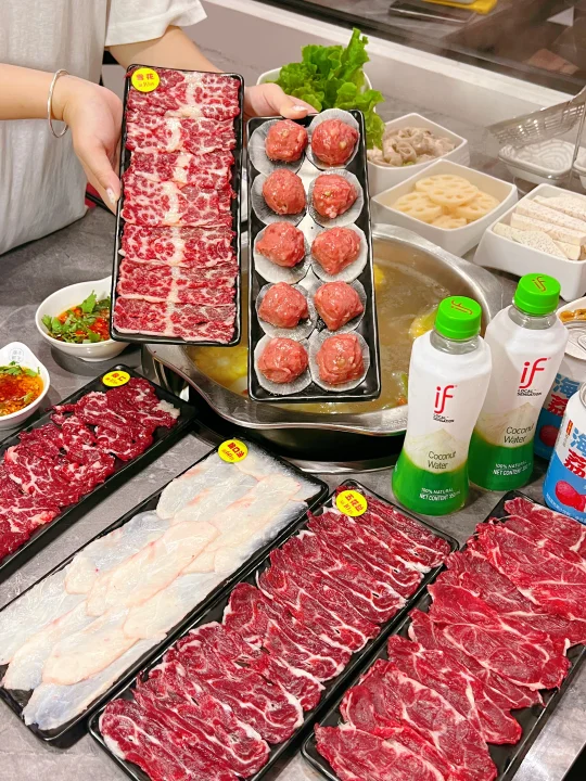 梅州本地人私藏‼️这家潮汕牛肉火锅真的绝了😭 	 这家牛肉火锅店我已...