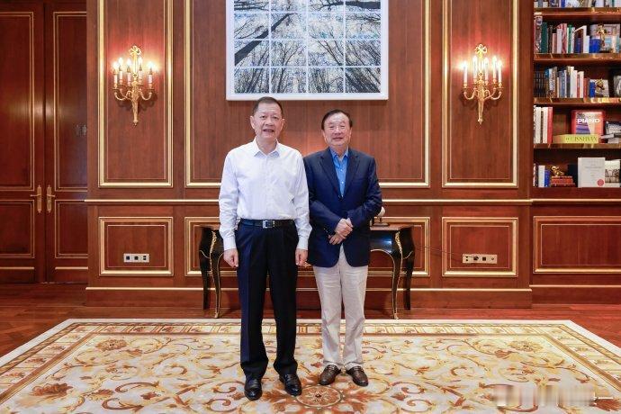 东风汽车董事长拜访任正非 据，9月22日，东风汽车董事长、党委书记杨青赴深圳，与