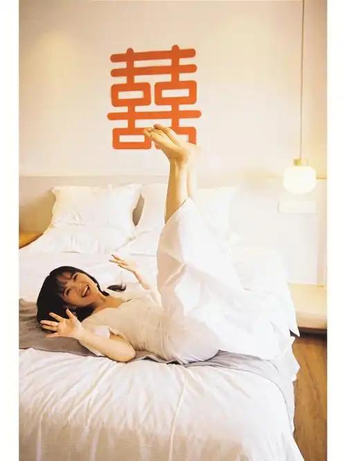 健康智慧对联
上联：烟是因火生，请对下联
上联：烟是因火生
下联：梦为林夕醒