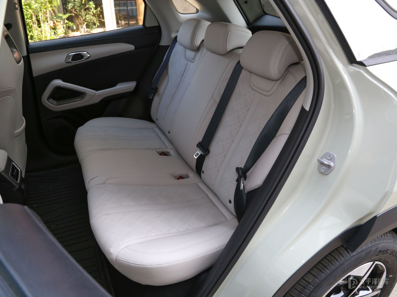 补贴后6.98万元起 比亚迪元UP推限时优惠