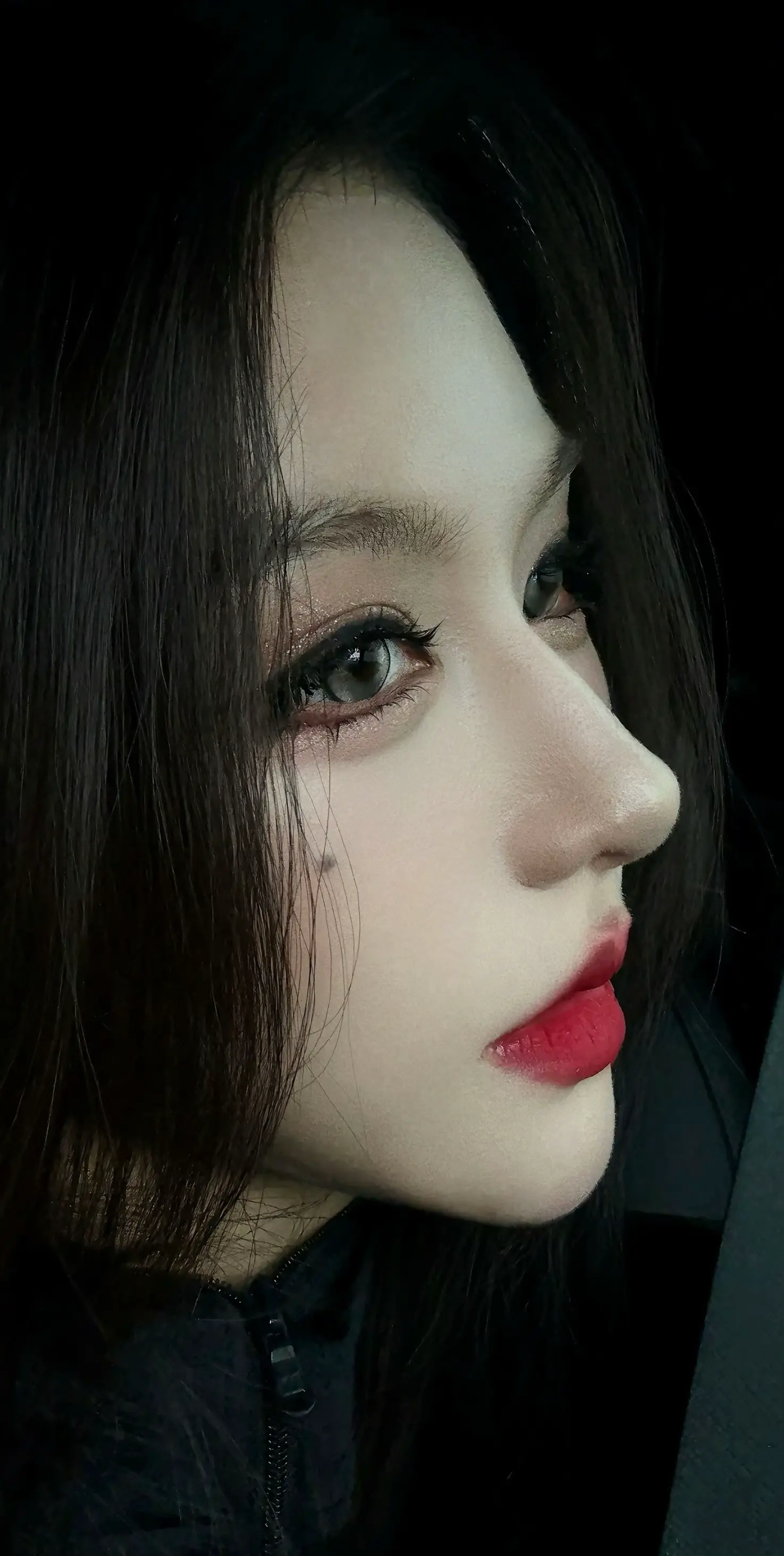 你像一场大雨 淋湿我的眼睛