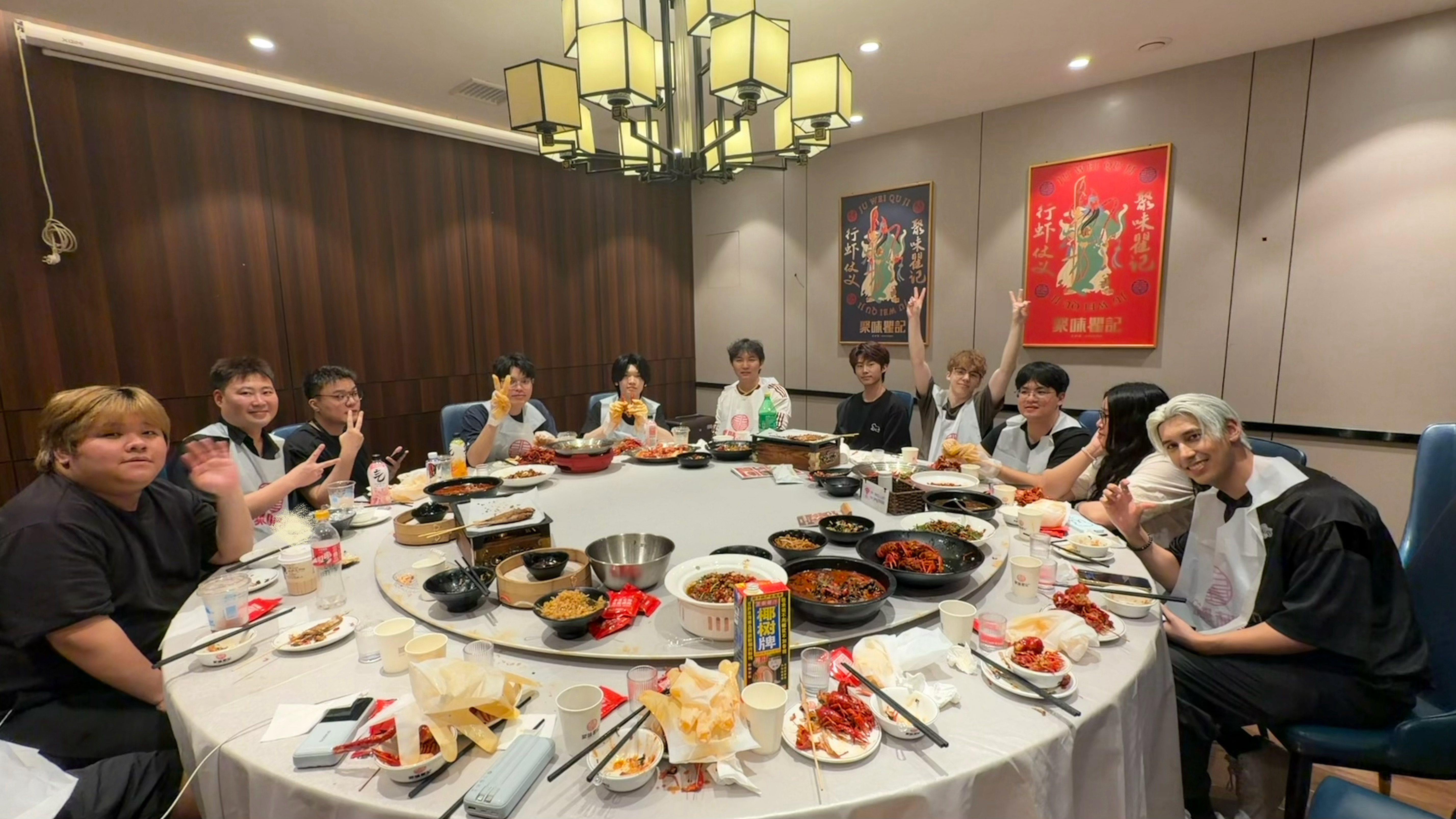 首胜 开心🥳吃到好吃的 开心瓦星情报站NOVA无畏契约 长沙·聚味瞿记·龙虾堂