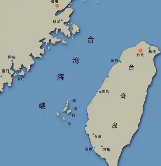 武统台湾的难度远大于俄乌战争，很多人拿俄乌战争比武统台湾，以为差不多，其实难度差