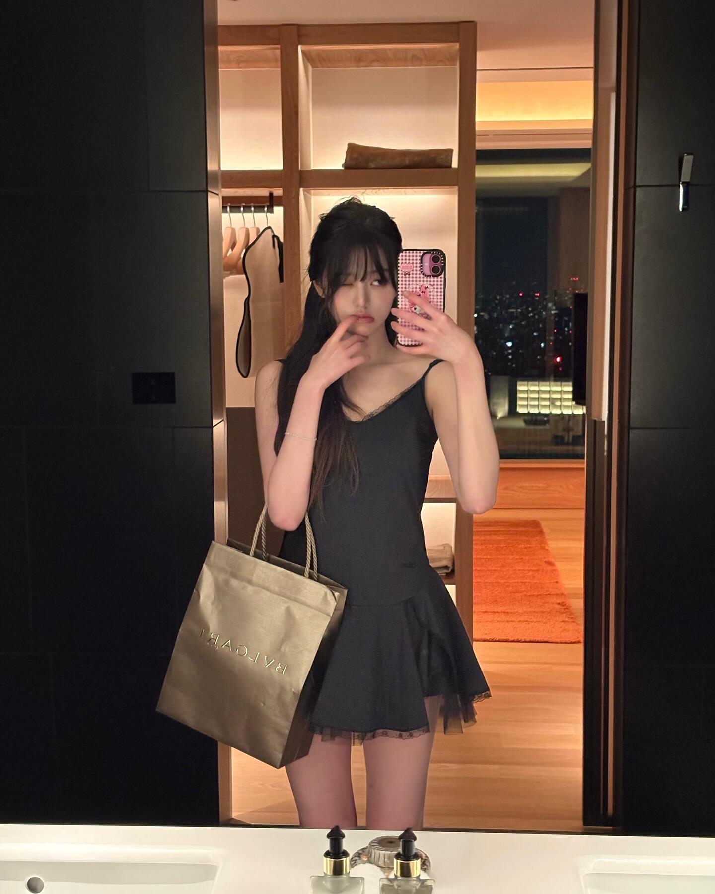 张元英[超话] 🖤🙈💕 ​​​