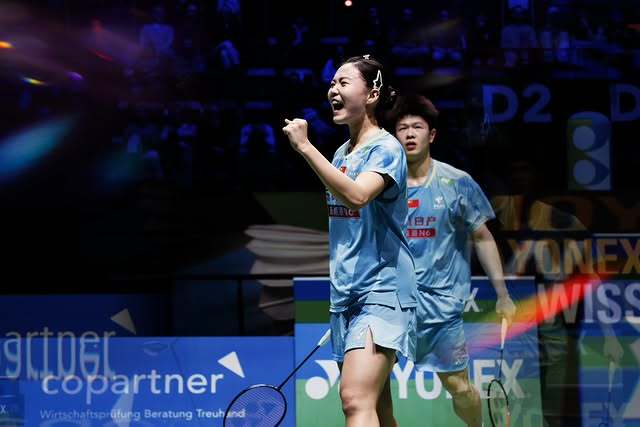 朱一珺/李茜🇨🇳 21-14、18-21、22-20 🇮🇩德扬/伯纳丁下