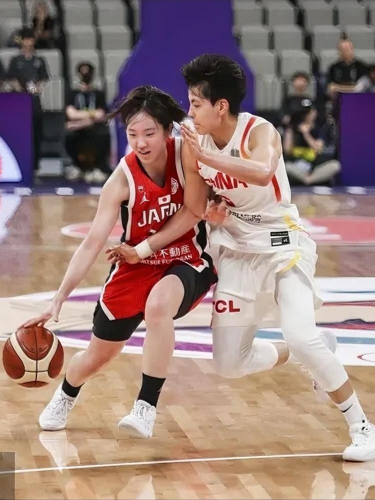 世界15大媒体对2026年女篮世界杯的前景预测
 
1. 美联社：虽然美国队失去