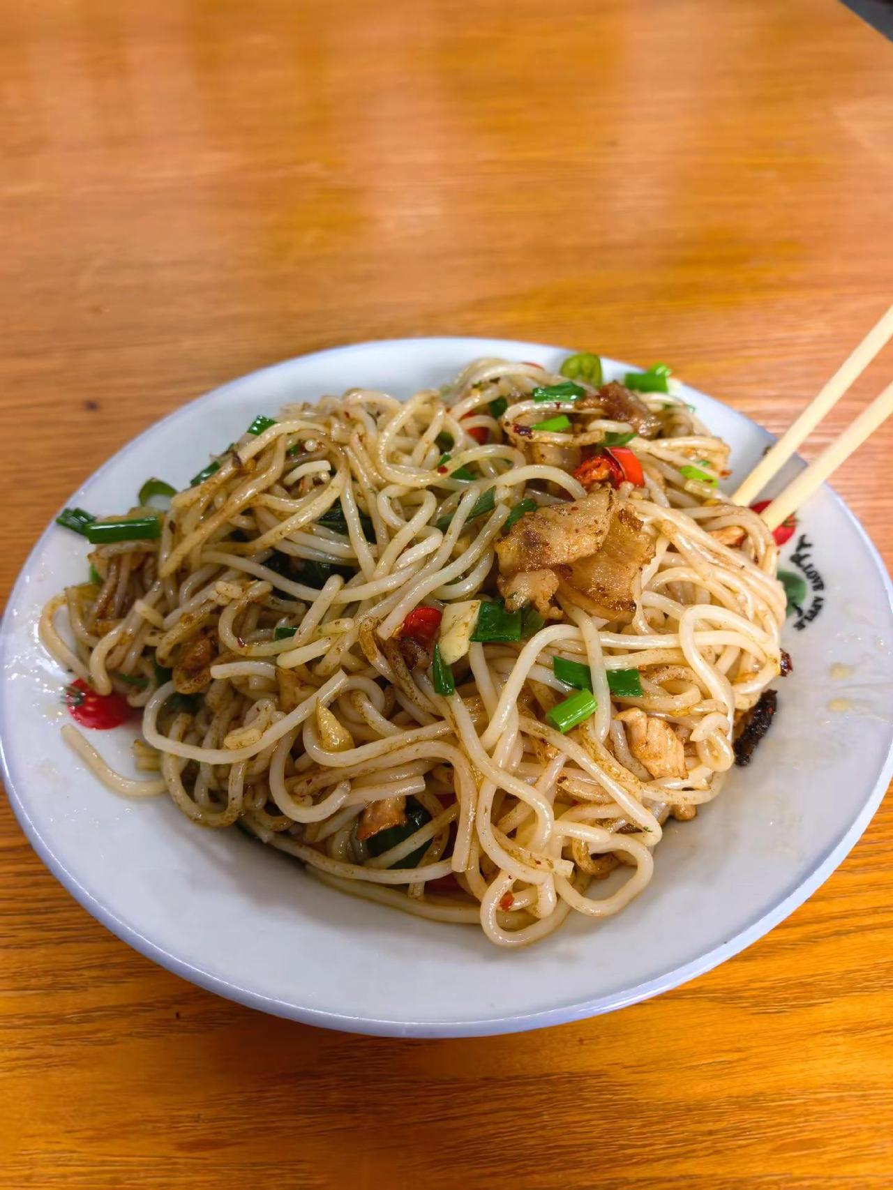 简简单单，平平淡淡。